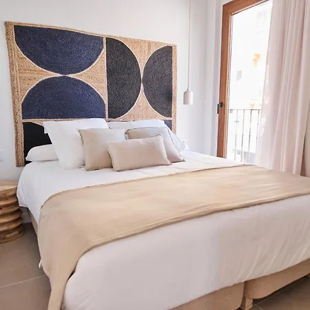 Slow Apartment