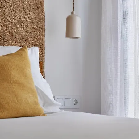 Slow Apartment